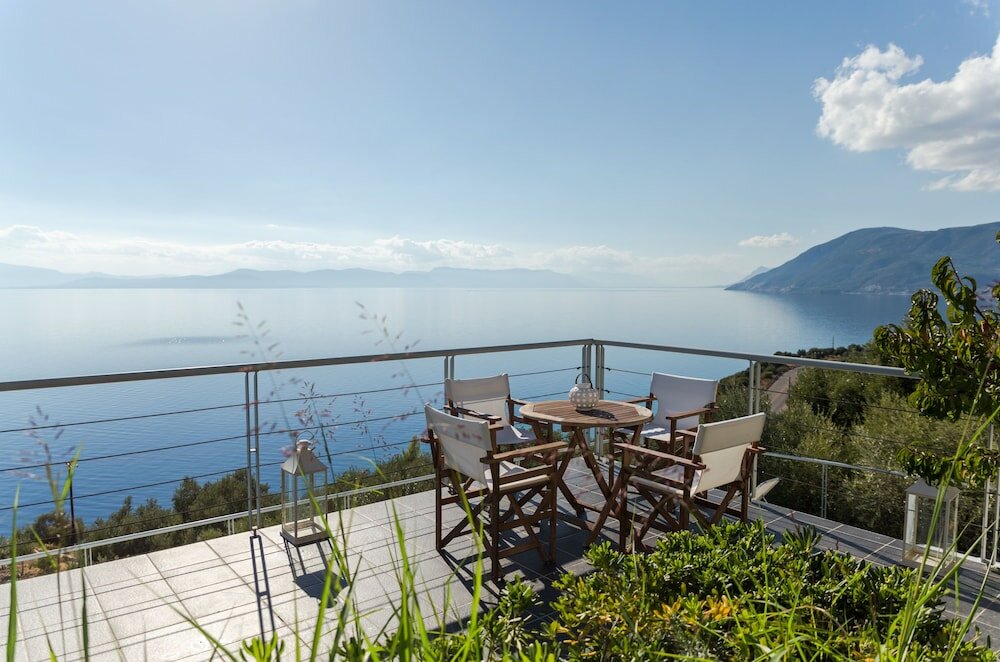 Фото 600m² homm Luxury Villa Sea Side Evia 16ppl