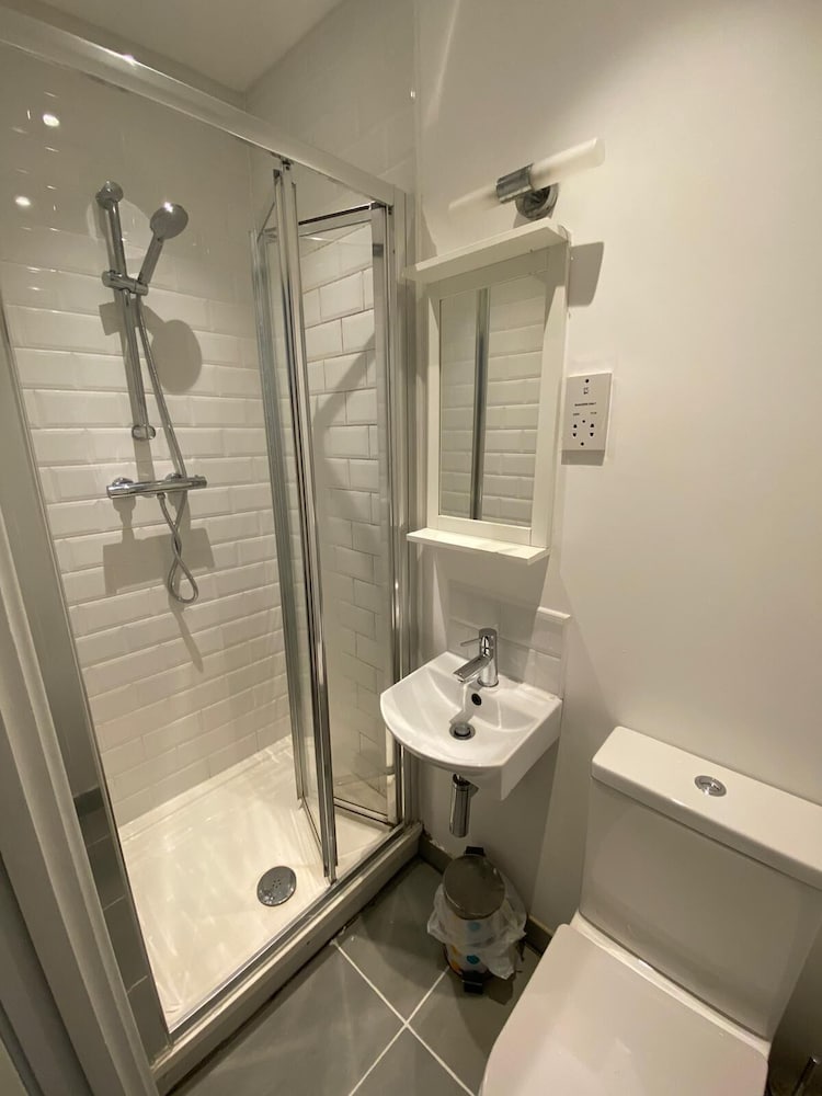 Фото Wembar Hotel