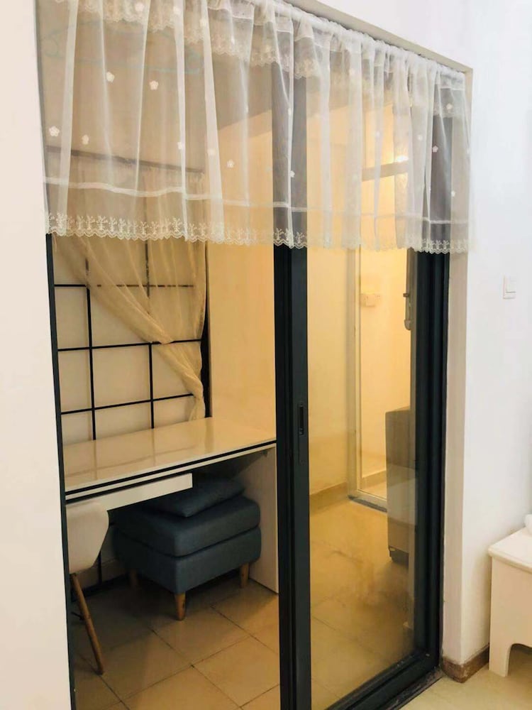 Фото Leju 68 Apartment Hotel