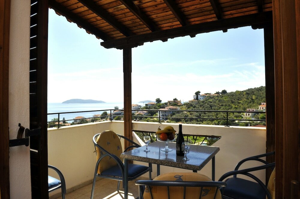 Фото Fengeros Village