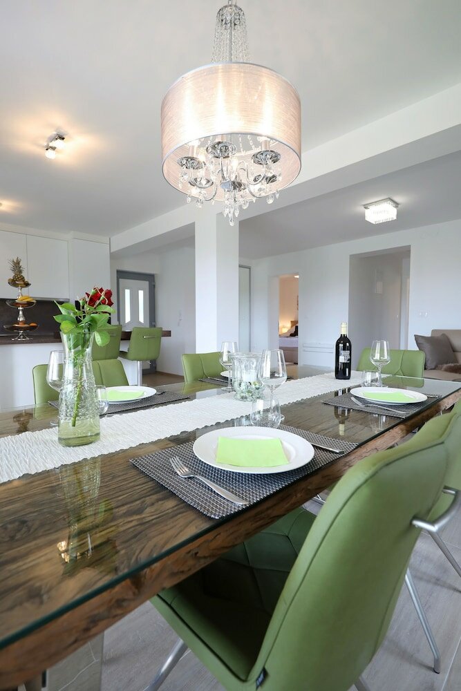 Фото Villa Olive Garden Apartments