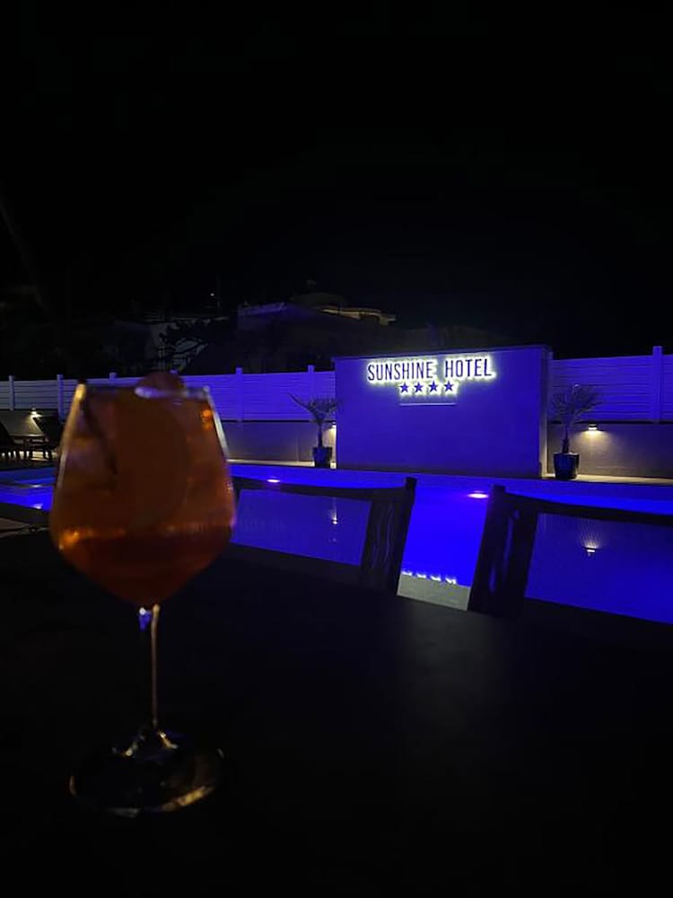 Фото Hotel Sunshine
