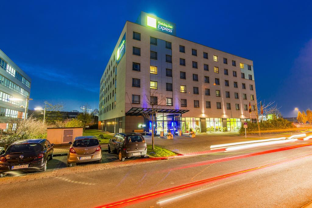 Фото Holiday Inn Express Dusseldorf - City North