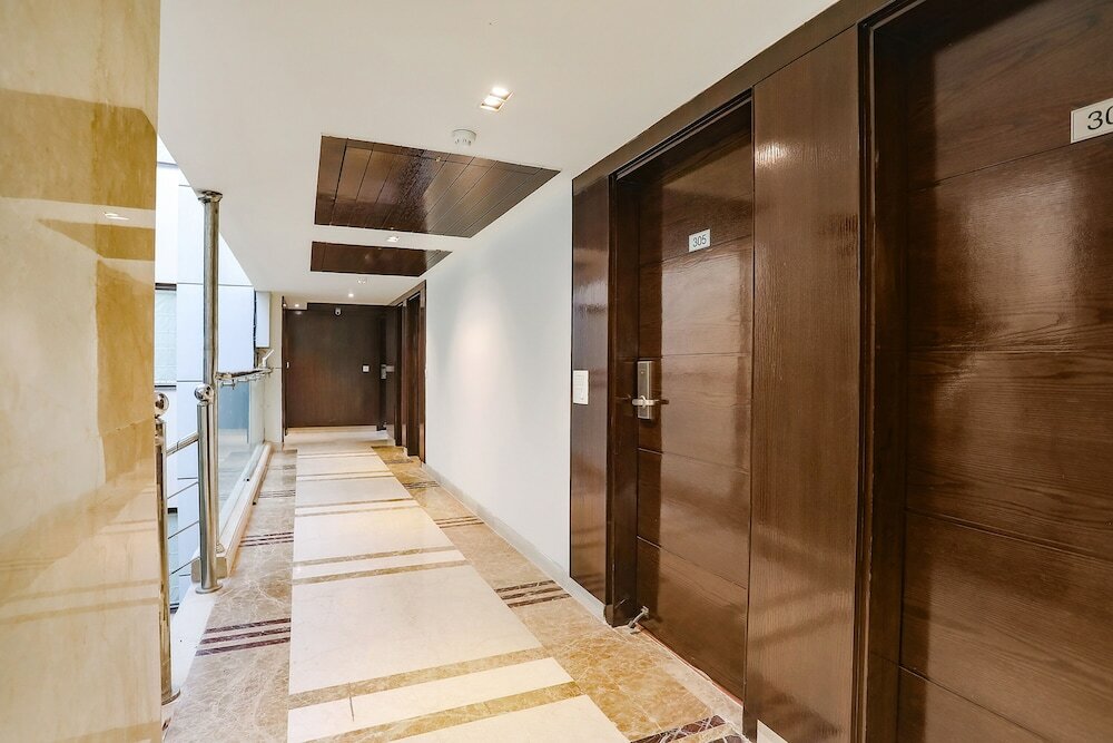 Фото Fabhotel Grand Stay