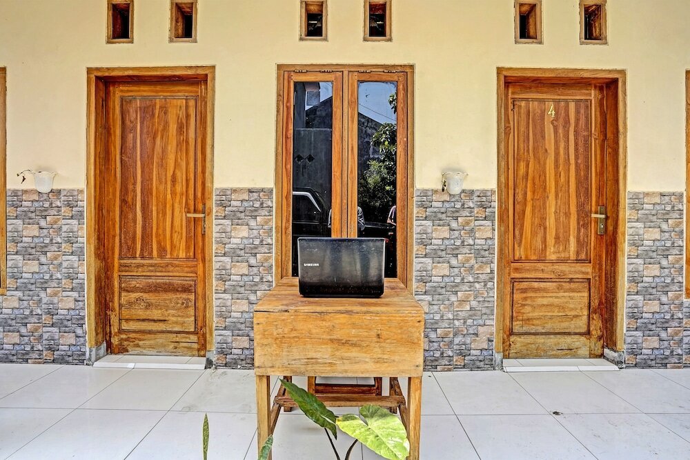 Фото Spot On 91824 Rumah Kaloka Syariah