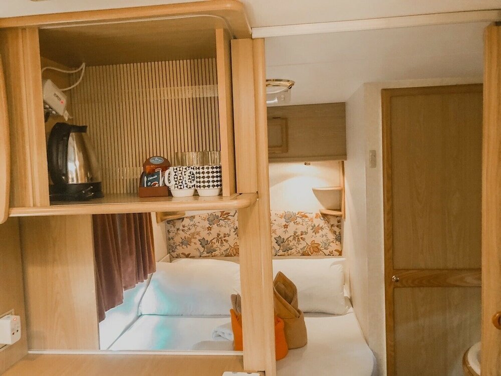 Фото Beach House Camp