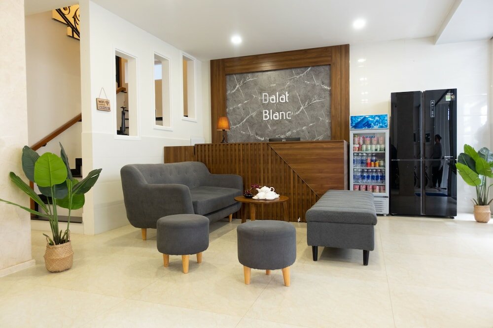 Фото Dalat Blanc Hotel & Apartment