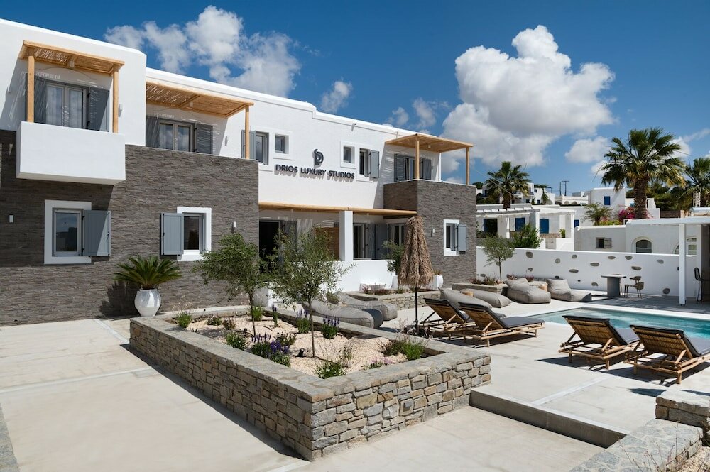 Фото Drios Luxury Studios