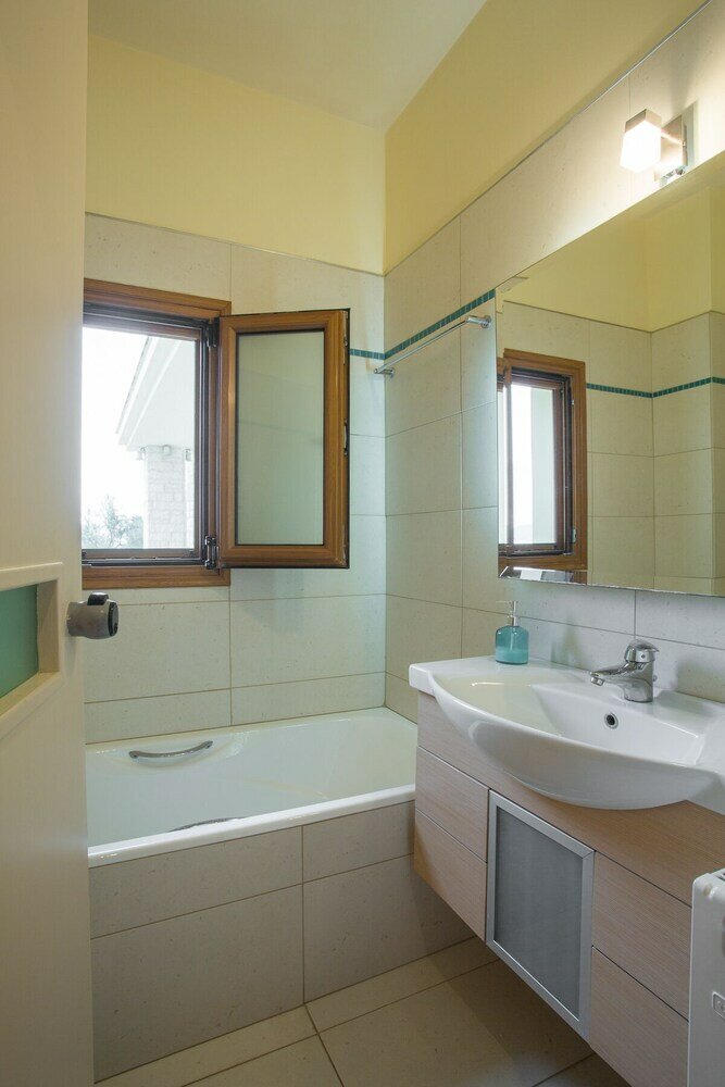 Фото Luxurious Sea & Olive Private Villa - Pool