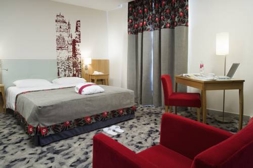 Фото Hotel Mercure Rodez Cathedrale