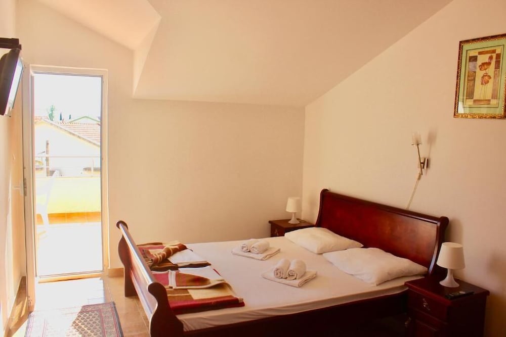 Фото Nir Apartments Budva