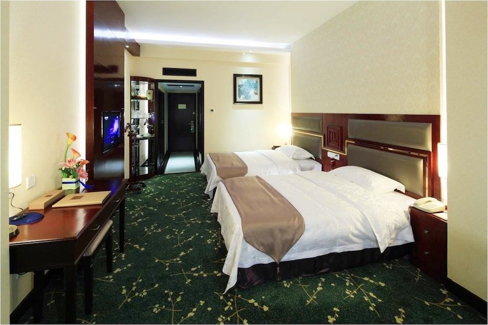 Фото Economic Trade Hotel