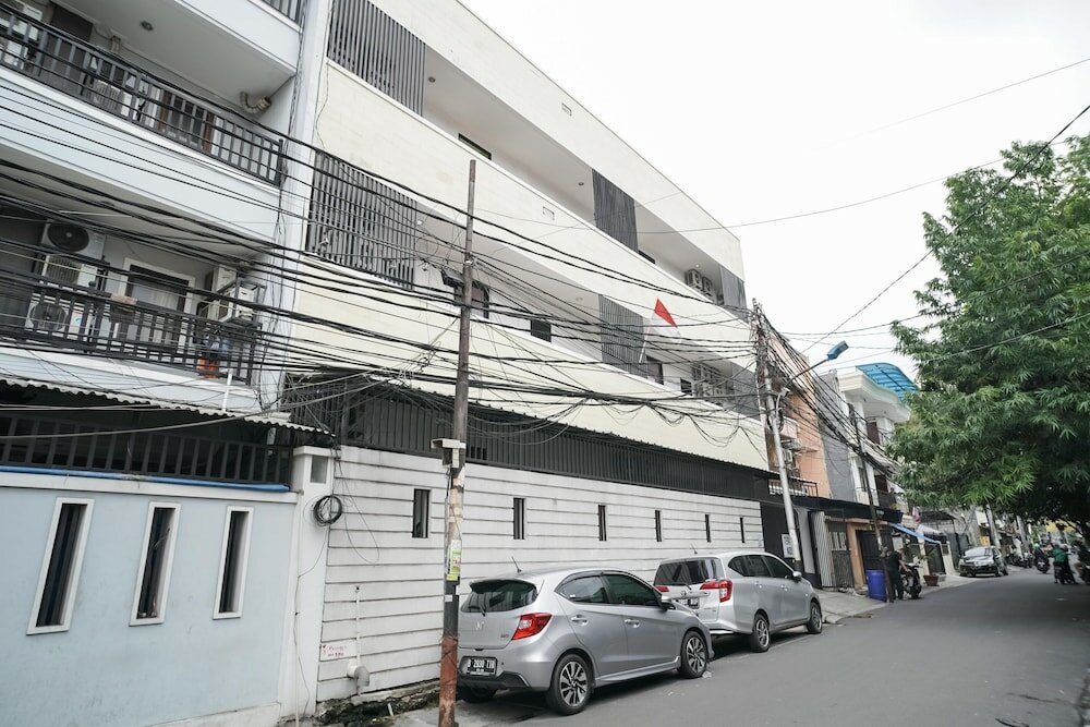 Фото KoolKost near Universitas Binus