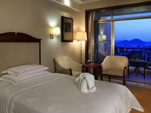 Гостиница Shaoguan Country Garden Phoenix Hotel в Шаогуани