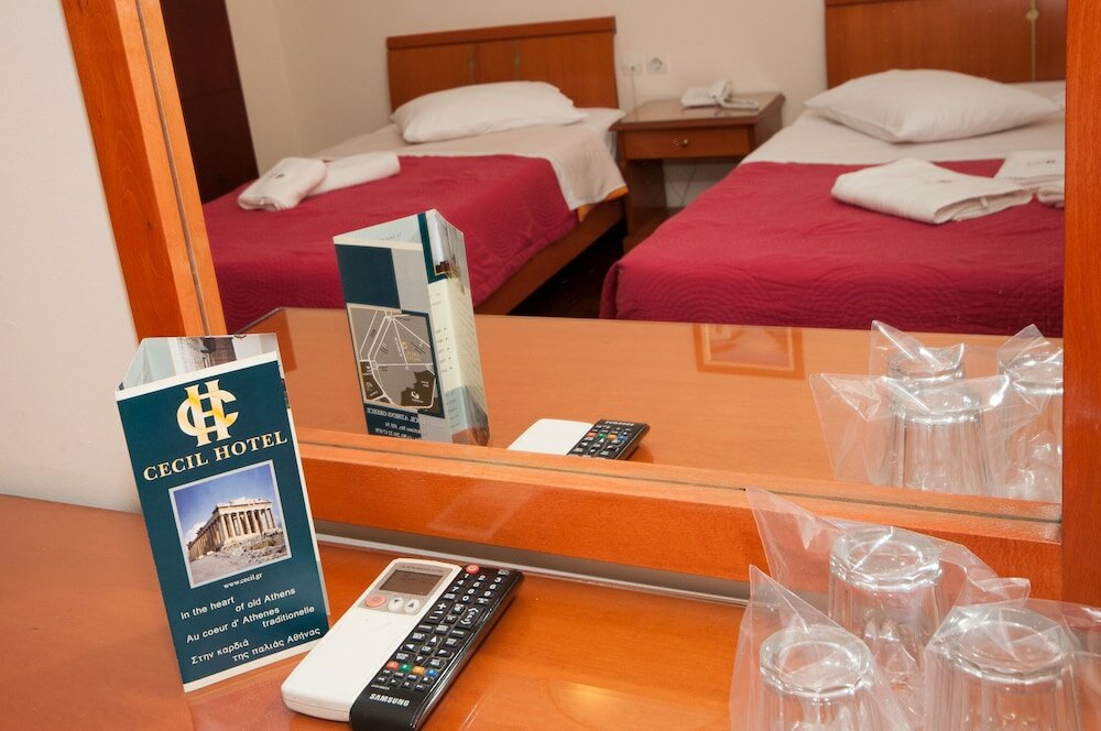 Фото Cecil Hotel