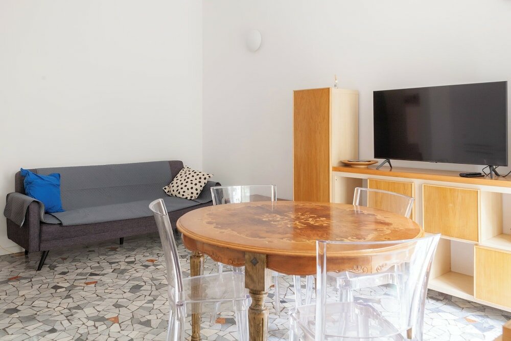 Фото BnButler - Lario 13