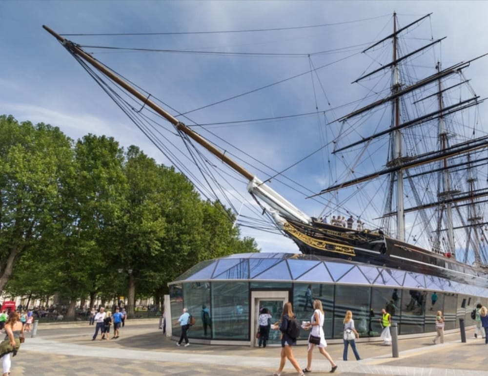 Фото Modern 2 Bedroom Lewisham Apartment