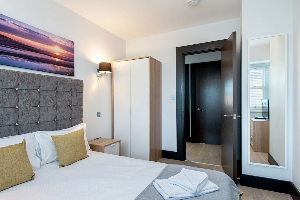 Фото Heinze Building by City Living London