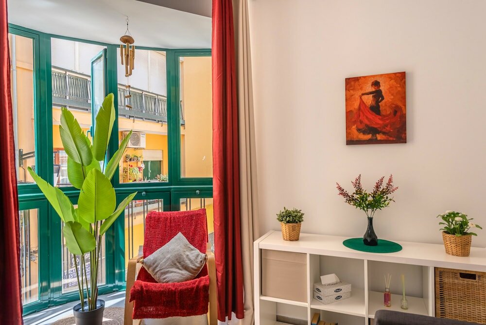 Фото Skysea Holidays City Center Suites