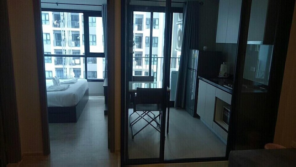 Фото The Base Central Pattaya Sea View