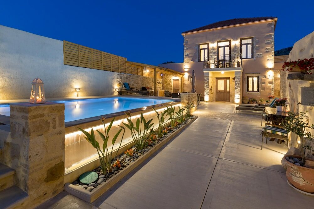 Фото Villa Theta with private pool