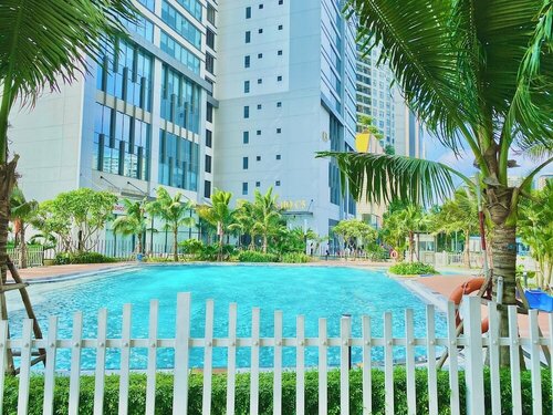 Гостиница Luxury Apartment Vinhomes D'Capitale в Ханое