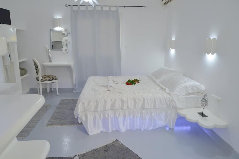 Фото Moschoula studios