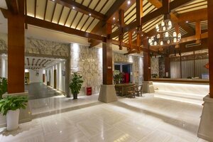 Гостиница Zhangjiajie Yunqi Inn