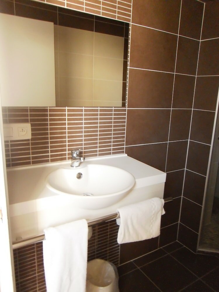 Фото Hotel Dauly Lyon