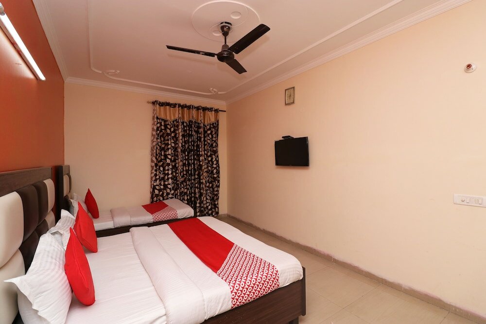 Фото Oyo 35663 Mayank Palace