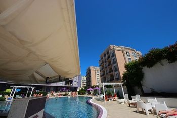 Фото Menada Rainbow Apartments