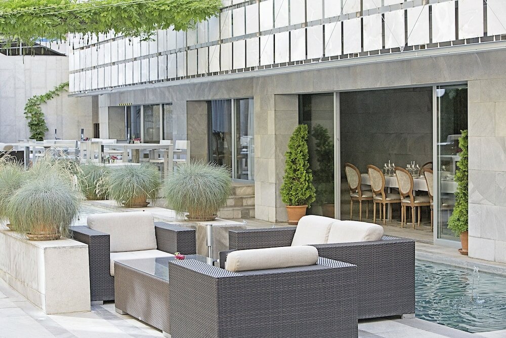 Фото Hotel Hospes Palacio de Los Patos