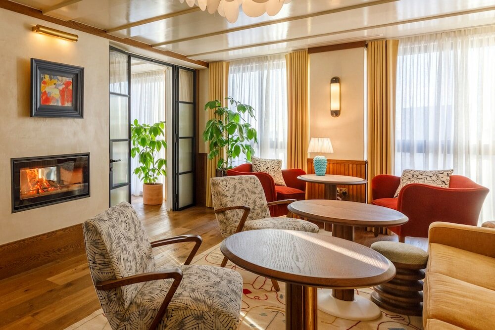 Фото Luxury Studio with Balcony in North London