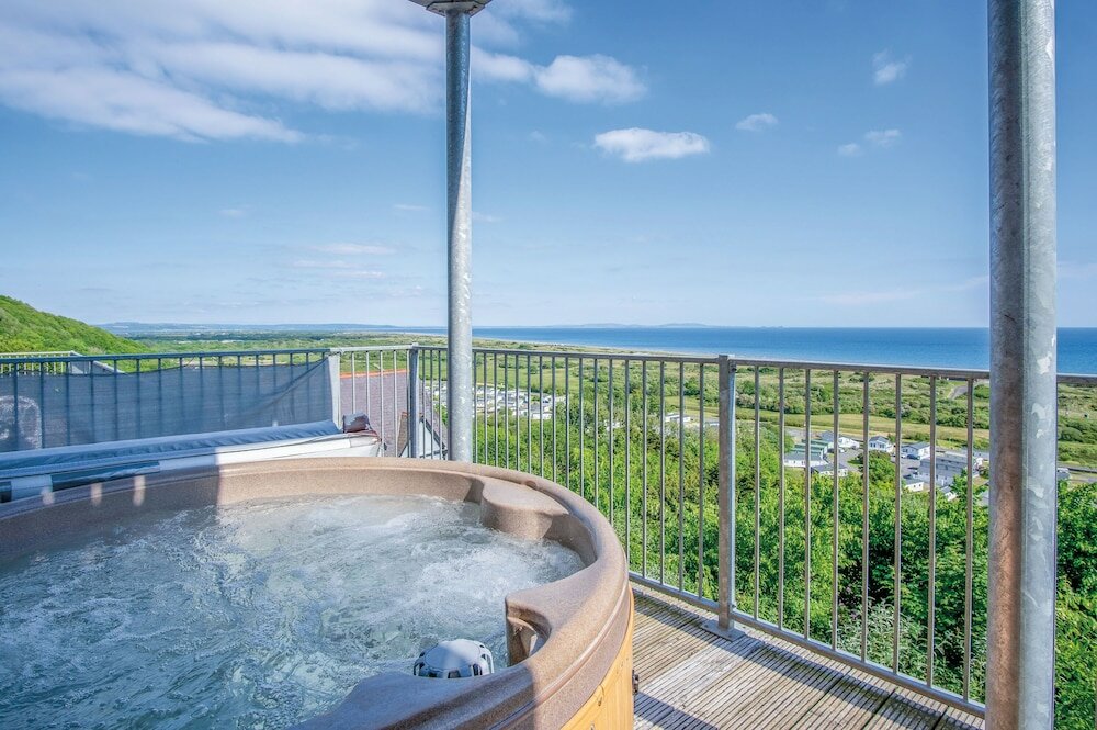 Фото Dunes End - 2 Bedroom Apartment - Pendine