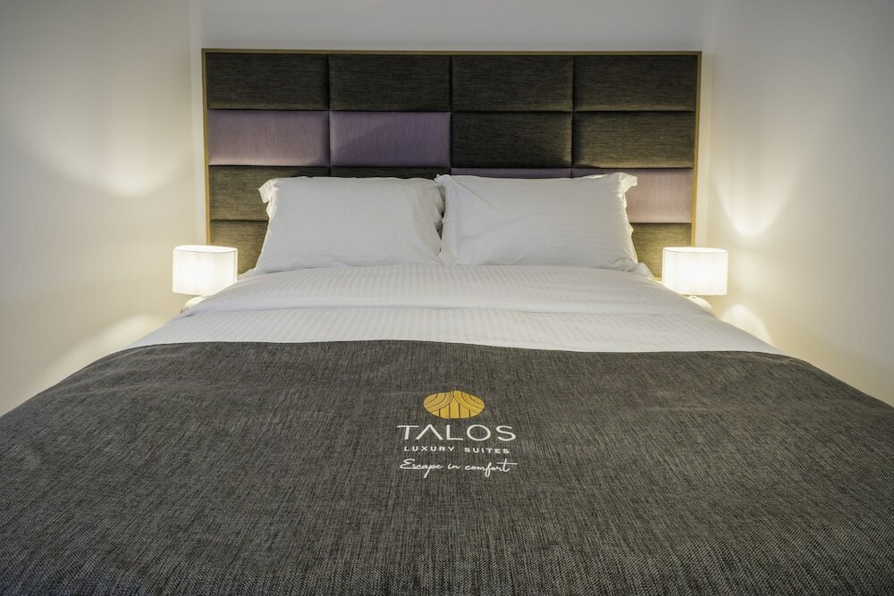 Фото Апарт-Отель Talos Luxury Suites
