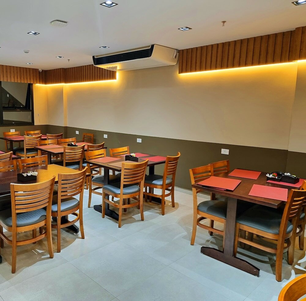 Фото Vipper Hotel