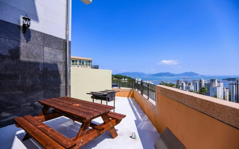 Фото Yeosu Exporo Pension