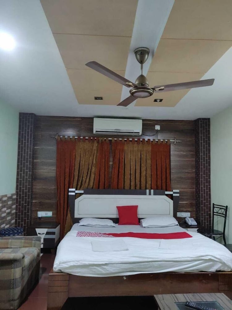 Фото Hotel Somraj Regency