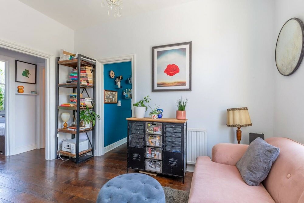 Фото Cheerful 1 Bedroom Flat in the Heart of North London