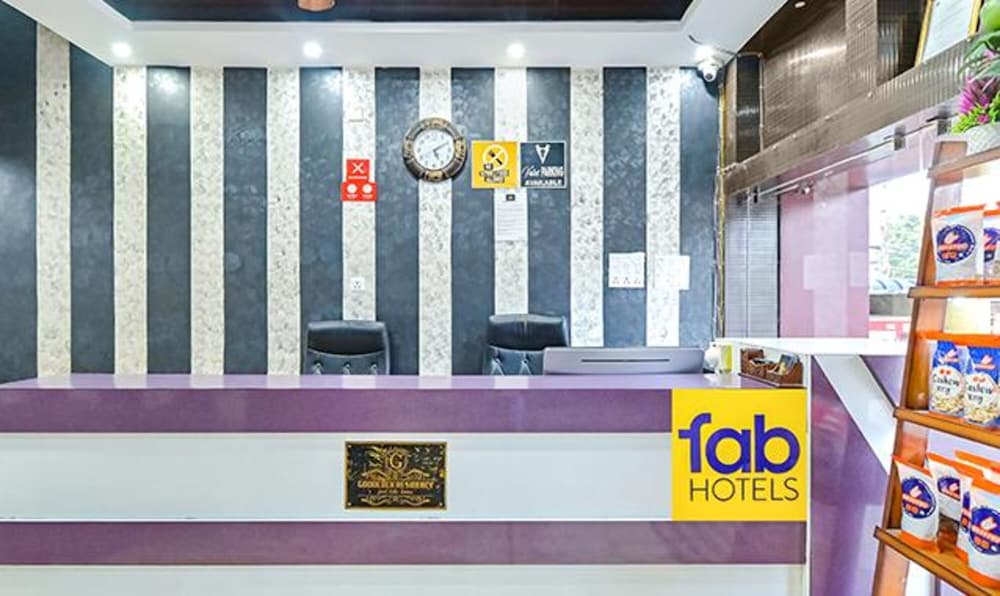 Фото Fabhotel Gns Suites