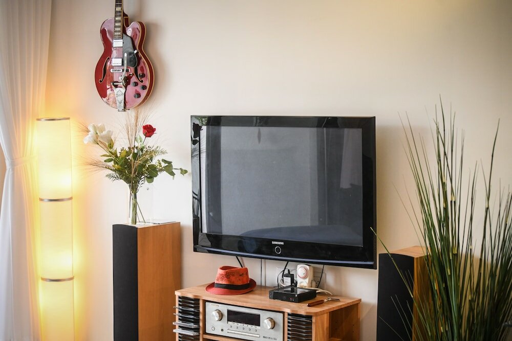 Фото Cozy Nest Apartment with balcony