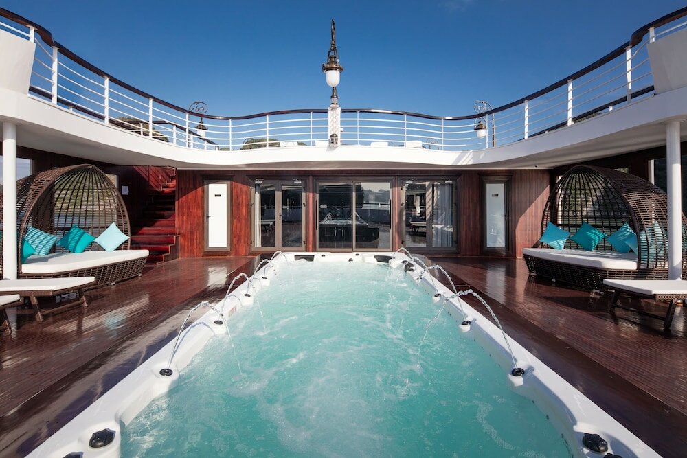 Фото Ambassador Cruise Halong Bay