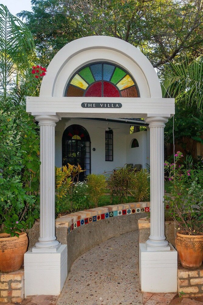 Фото The Courtney Lodge