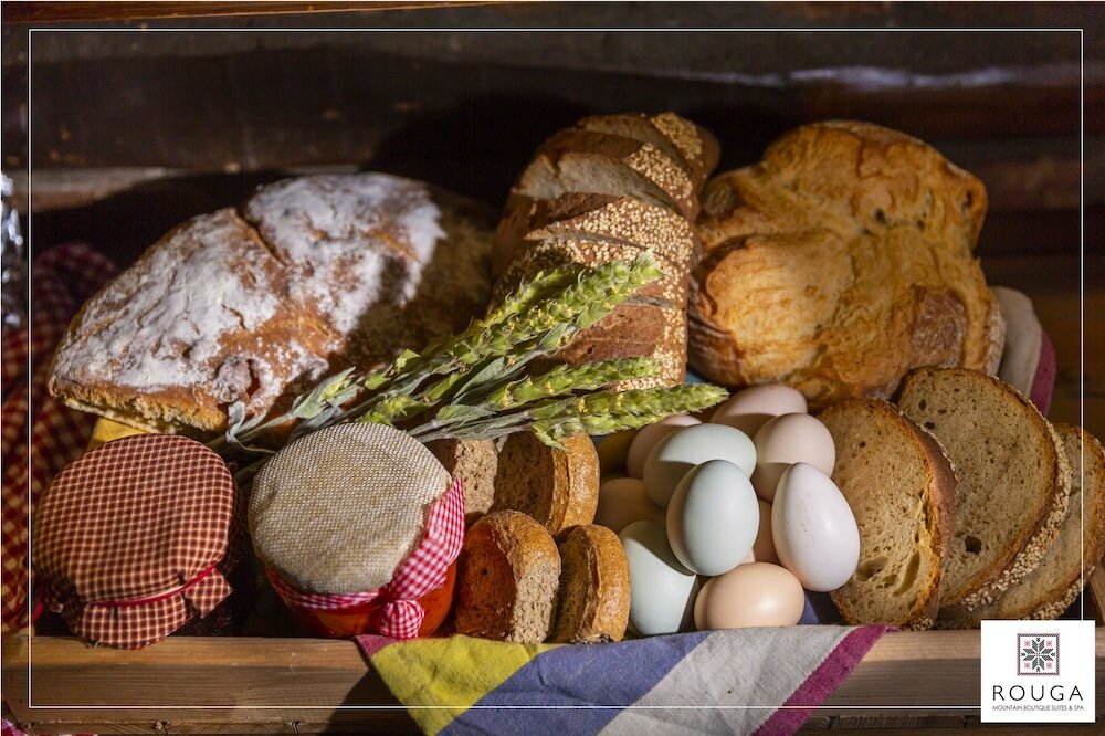 Фото Rouga Mountain Boutique Suites & SPA