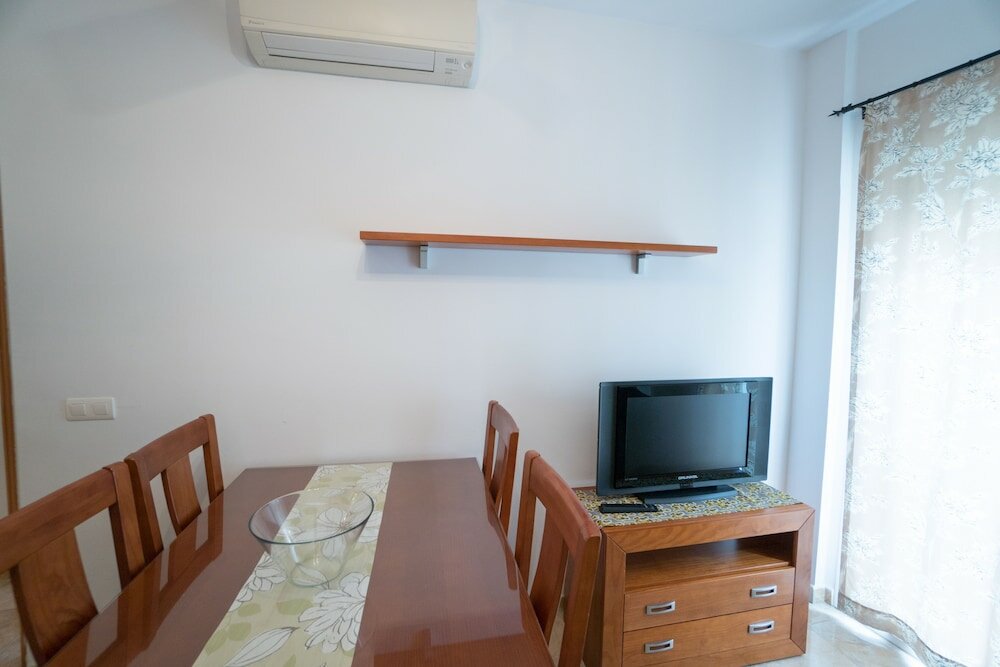 Фото Apartamentos Turísticos Manuel Martín