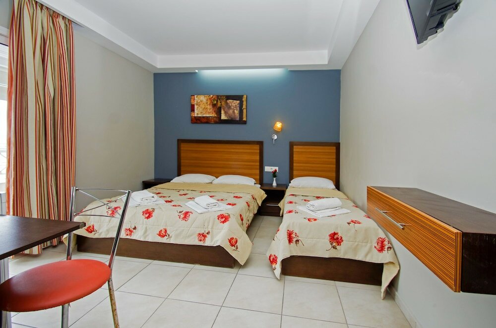 Фото Hotel Rodon