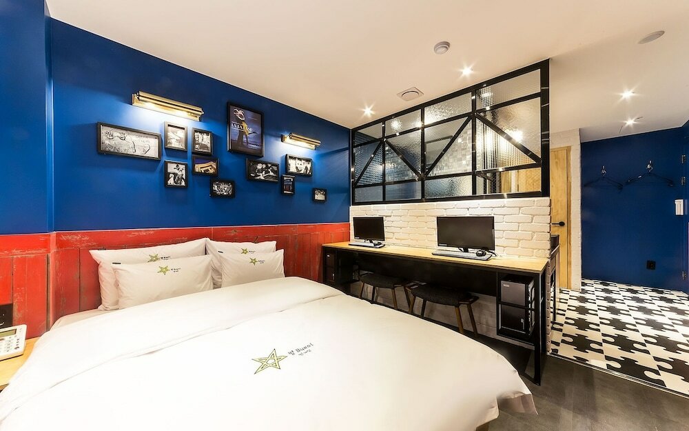 Фото Anyang Beomgye Byeol Hotel