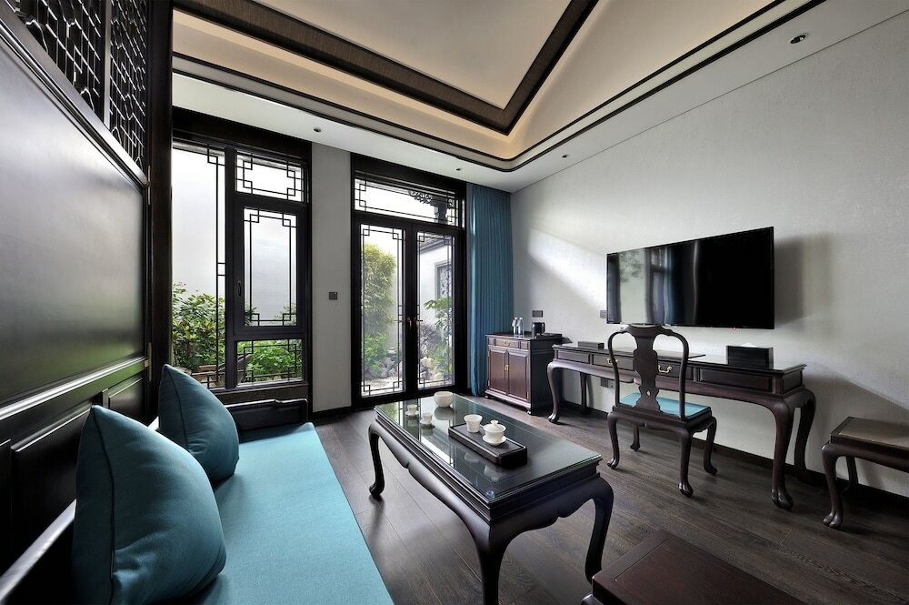 Фото San Po Hotel