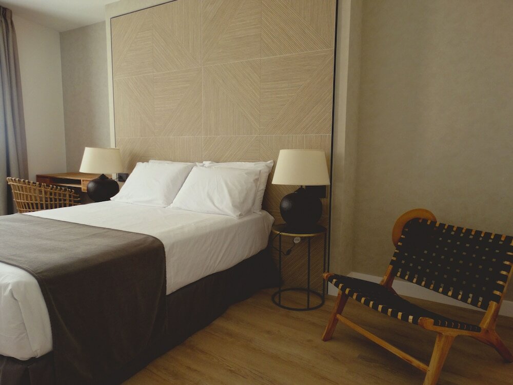 Фото Apartamentos Málaga Premium - Calle San Telmo