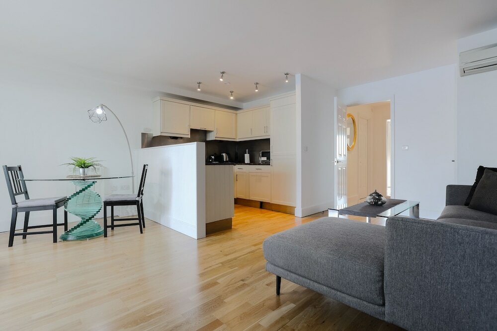 Фото StayInn Canary Wharf